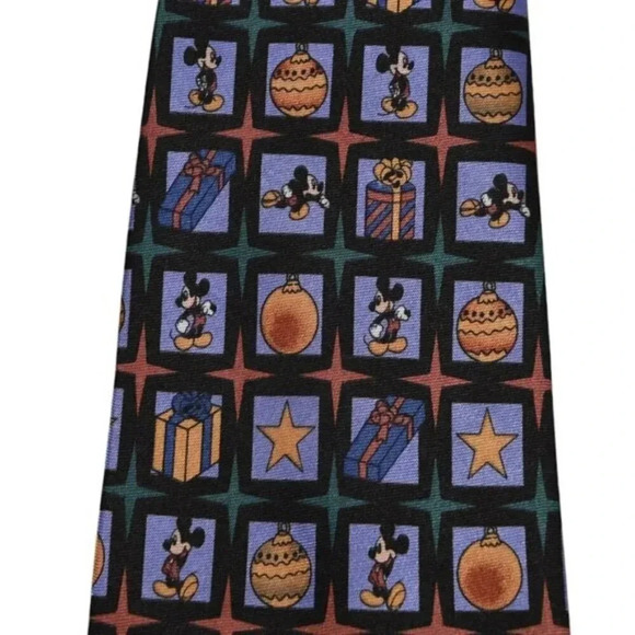 Vintage Disney Unlimited  Mickey Mouse Christmas Neck Tie Holiday - Picture 8 of 8